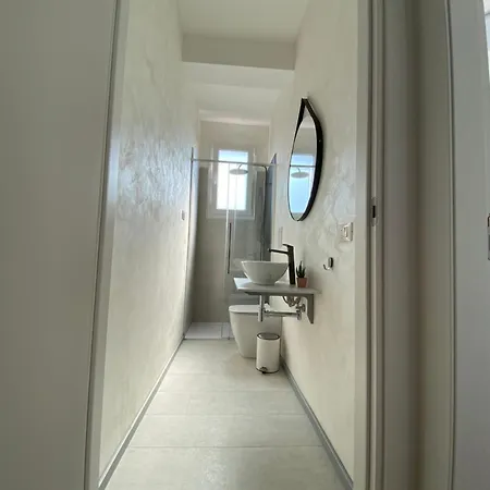Casa Perin - Nuovo E Luminoso Per 6, Posto Auto, Zona Ospedali