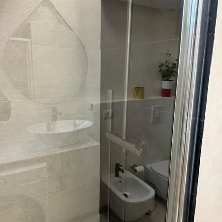 Apartman Casa Perin - Nuovo E Luminoso Per 6, Posto Auto, Zona Ospedali *