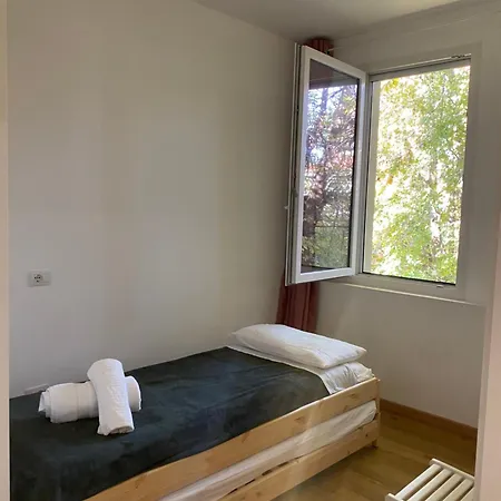 Casa Perin - Nuovo E Luminoso Per 6, Posto Auto, Zona Ospedali *